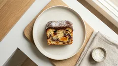 Hrnečková bábovka s meruňkami na plech – rychle, bez vážení a s čokoládou